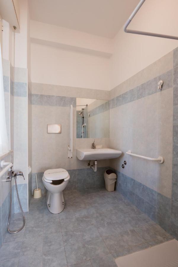 Hotel Villa Del Mare セニガッリア エクステリア 写真