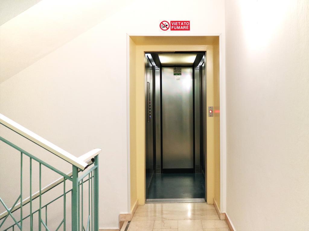 Hotel Villa Del Mare セニガッリア エクステリア 写真